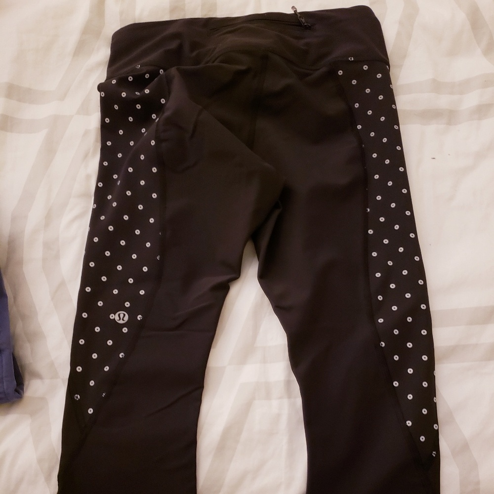 Lululemon crops